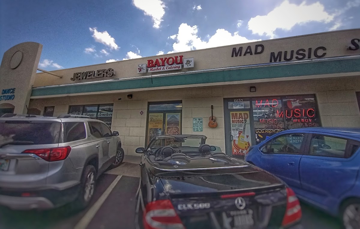 Bayou Market And Cafe